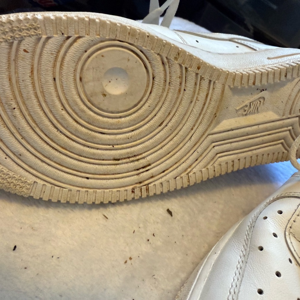 Nike Air Force 1 Women's Cream Sneakers - Picture 4 of 6